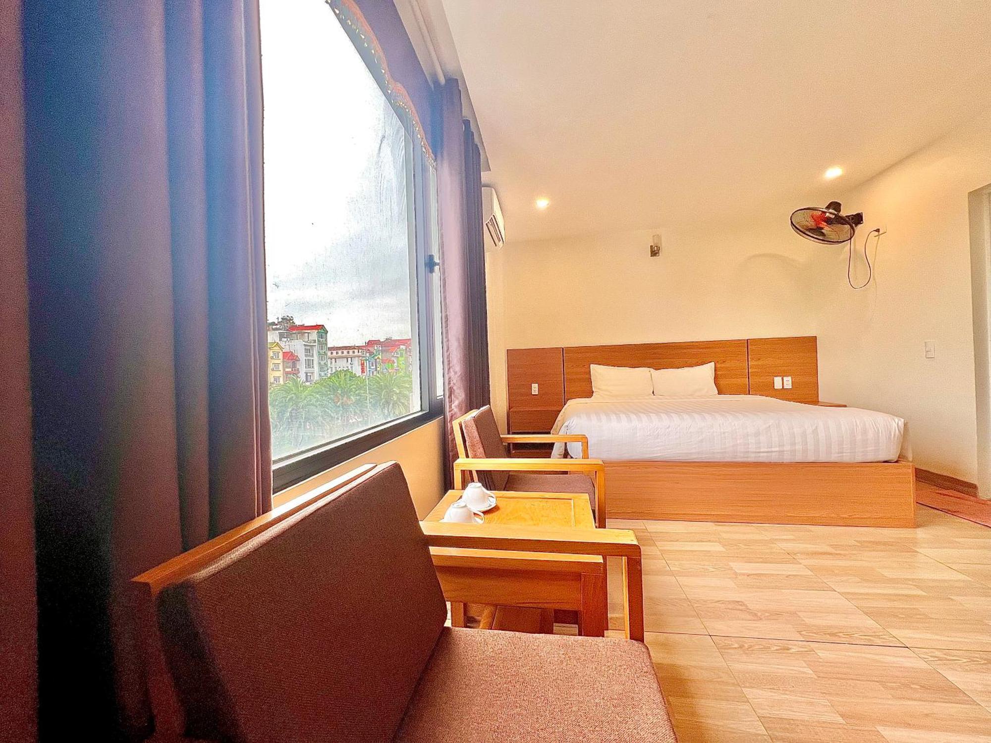 Dragon Airport Hotel Нойбай Экстерьер фото